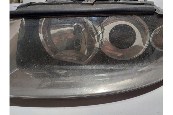 HEADLIGHTS AUDI A4 B6 2000 2004 SET RIGHT LEFT Car type passenger cars