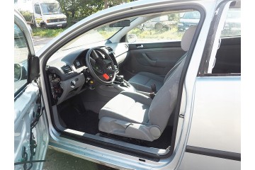 Motor VW GOLF V 1.6 gasolina 8V BGU en excelente estado