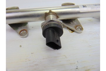 A2700701595 RAMPA INYECTORA MERCEDES-BENZ CLASE A (BM 176)