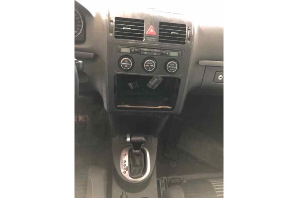 VOLKSWAGEN TOURAN (1T1) Highline