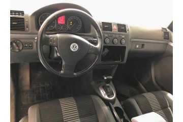 VOLKSWAGEN TOURAN (1T1) Highline