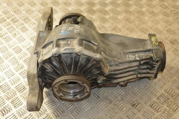 Rear reducer AUDI A4 8EC B7 01R525131F 2 5L diesel 2006 Part manufacturer Audi OE