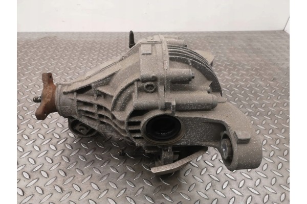 REAR REDUCER PORSCHE PANAMERA 970 071111 25831161 3 0L 245kw 2011 Part manufacturer Porsche OE