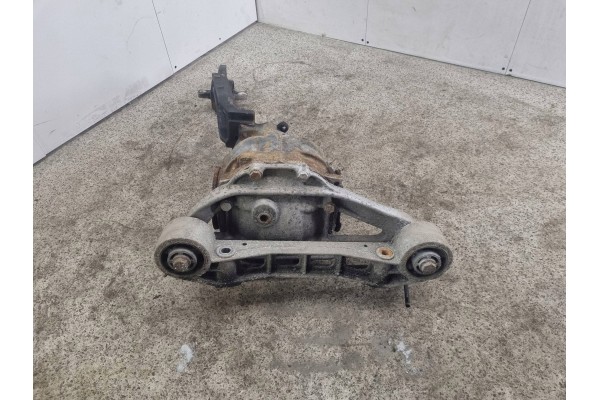 Diferencial trasero Mercedes-Benz Vito Viano W639 A6393510105