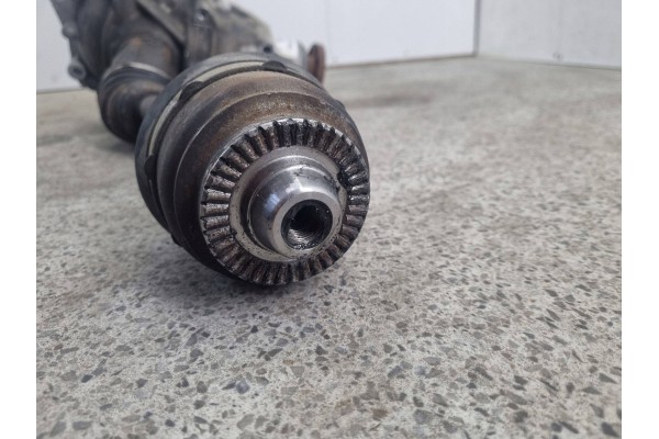 FRONT DIFFERENTIAL BMW 7 F01 F02 F03 F04 7577690 Car type passenger cars