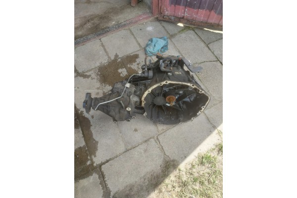 SKRZYNIA BIEGOW NISSAN QASHQAI J10 2 0 4X4 JG71 Catalog number of the part JG71