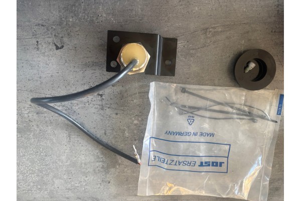 SADDLE CLOSURE SENSOR JOST SK0021002 MERCEDES NEW Car type trucks