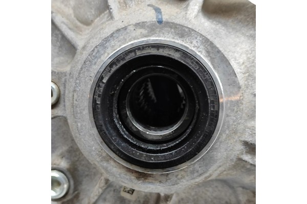 M8E2 3219 AB M8E2 3017 AB Front Differential LAND ROVER RANGE ROVER Catalog number of the original M8E2 3219 AB M8E2 3017 AB
