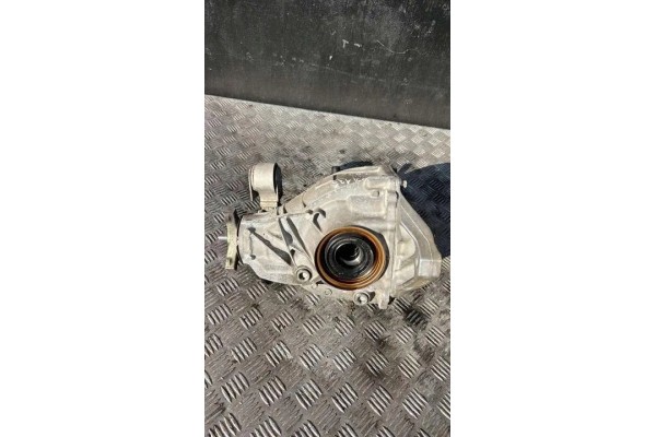 Rear reducer MERCEDES BENZ E W213 A2133507816 diesel 143kW 2023 Car type passenger cars