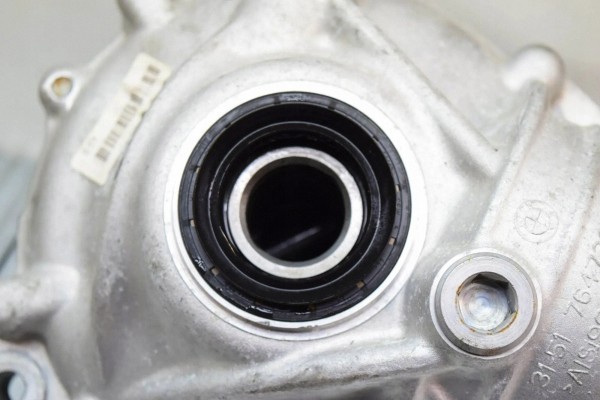 Diferencial delantero BMW 4 G22 G23 G24 G26 7647386