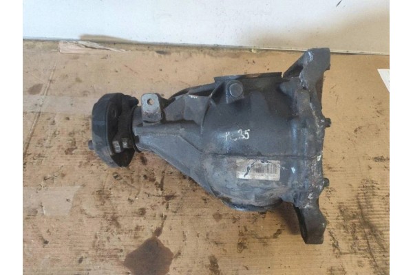 Rear reducer MERCEDES BENZ E W212 GJS40015 2 2L diesel 125kW 2013