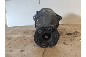 Rear reducer MERCEDES BENZ E W212 GJS40015 2 2L diesel 125kW 2013 Catalog number of substitutes A7093510205
