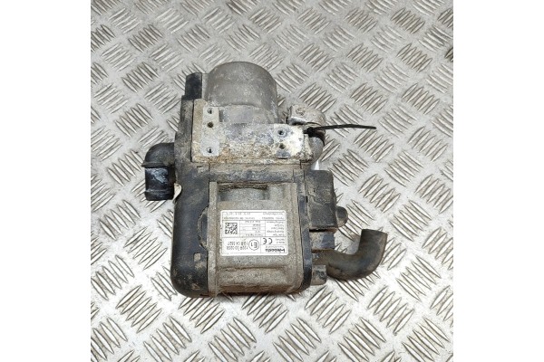 WEBASTO MERCEDES BENZ GLA X156 A2465060298 25986962 2 1L 120kw 2014 Part manufacturer Mercedes Benz OE