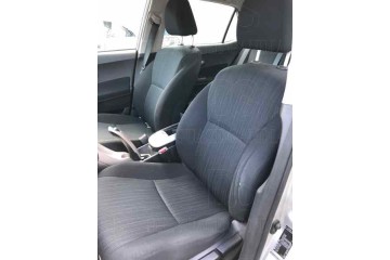 TOYOTA AURIS (E15) Sol