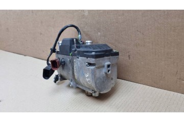 2015 Audi Q7 4M Parking heater Webasto 4M0265081AE Catalog number of the part 4M0265081AE