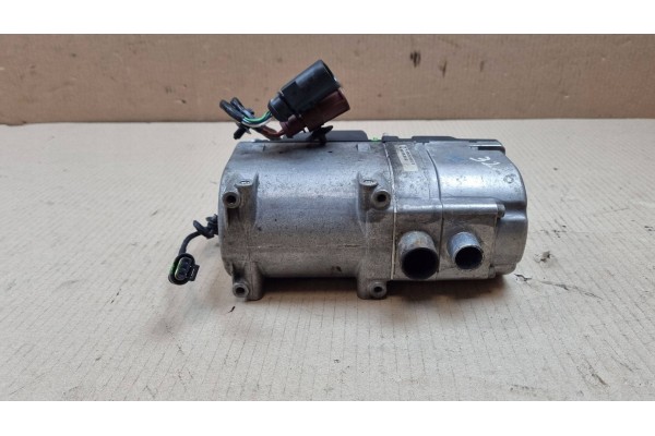 2015 Audi Q7 4M Parking heater Webasto 4M0265081AE Quality of parts according to GVO O original with manufacturer s logo OE