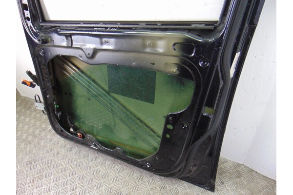 NEGRA PUERTA DELANTERA DERECHA VOLKSWAGEN TOURAN (1T2)