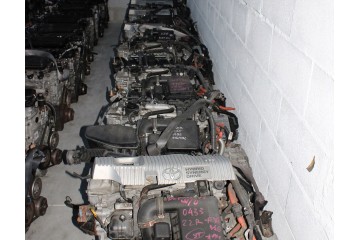 Motor de gasolina Toyota Prius III 1.8 X2ZR-W20N 2012
