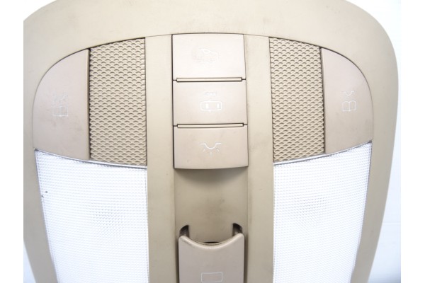 A1648206501 LUZ INTERIOR MERCEDES-BENZ CLASE ML (BM 164) 320 / 350 CDI (164.122) 2005 A1648206501 208628 MERCEDES-BENZ - 1