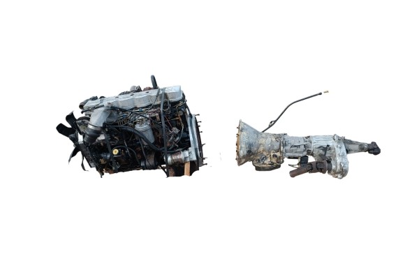 ENGINE GEARBOX DODGE RAM 2500 5 9 CUMMINS ISB 215 R5013630AB 4X4