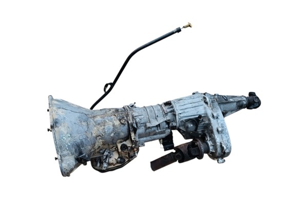 Motor y caja de cambios Dodge Ram 2500 5.9 Cummins ISB 215 R5013630AB 