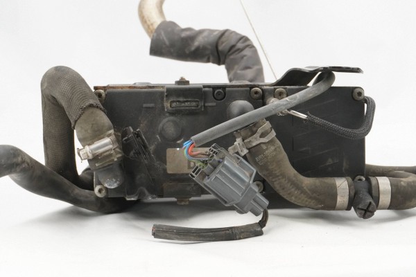 PARKING HEATER WEBASTO FORD C MAX II AV61 18K463 BN AV61 18K464 BL Part manufacturer 3K REMAN