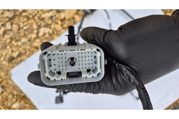 Instalación Cableado Parachoques Delantero 6PDC Cámara Hyundai Tucson 