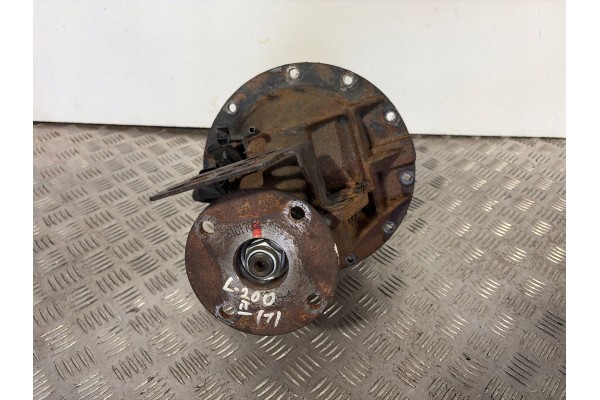2009 Mitsubishi L200 Rear differential 3501A109 Car type 4x4 SUV