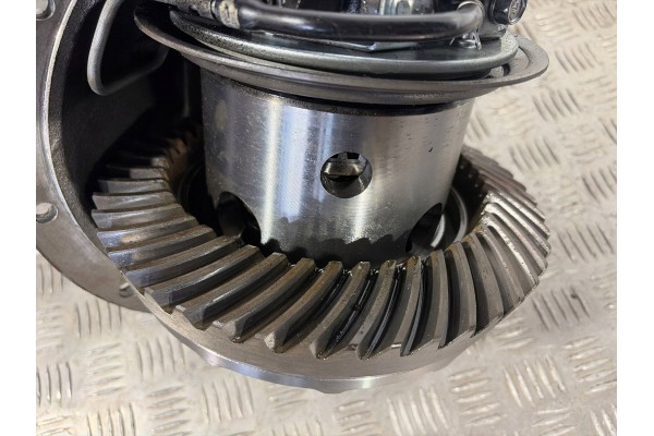 2009 Mitsubishi L200 Rear differential 3501A109 Engine type diesel
