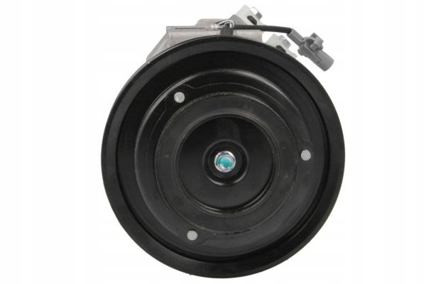 Air conditioning compressor KTT090547