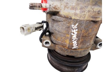 4472204983 COMPRESOR AIRE ACONDICIONADO CHRYSLER VOYAGER (RG) 2.5 CRD Executive 2007 4472204983 211494 CHRYSLER - 2