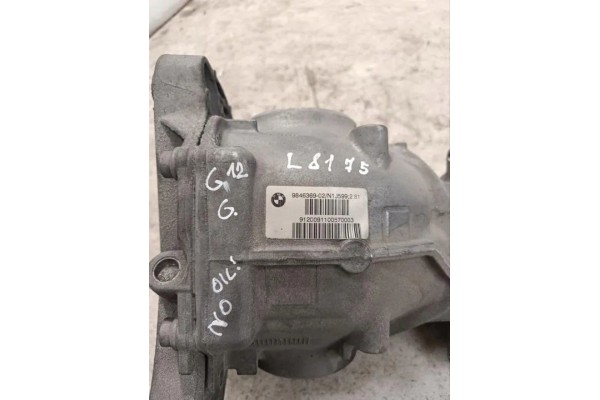 Reductor trasero BMW Serie 7 (G11, G12) 984636902 gasolina 390kW 2021
