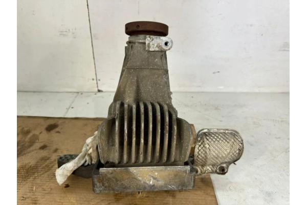 Rear reducer PORSCHE MACAN 95B 95B525015 2 9L gasoline 260kW 2021 Catalog number of the part 95B525015