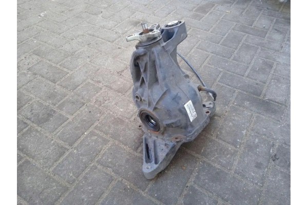Rear reducer MERCEDES BENZ GLE W166 A1663503800 2 1L diesel 2017