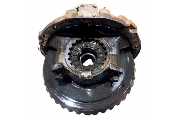 20587709 VOLVO Differential drive axle Car type buses