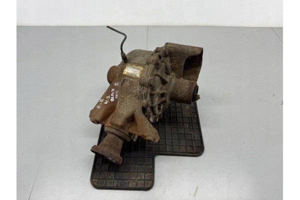 Rear reducer LAND ROVER RANGE ROVER III L322 TVK500126 4 2L gasoline