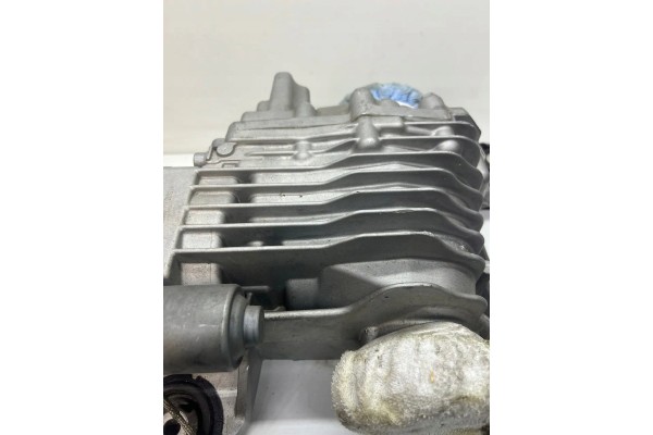 Reductor trasero AUDI Q3 (8U) ZSB0CQ5250110H 2.0L diésel 130kW 2014