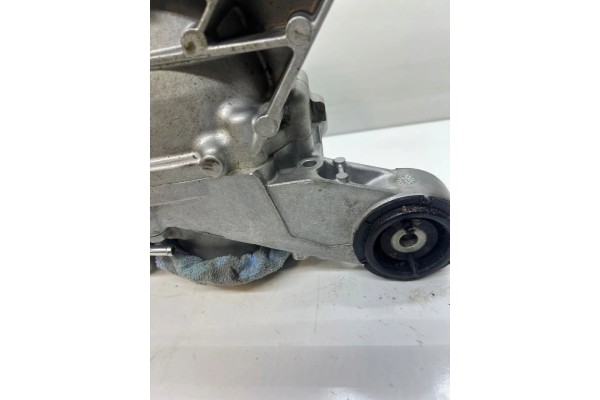 Reductor trasero AUDI Q3 (8U) ZSB0CQ5250110H 2.0L diésel 130kW 2014