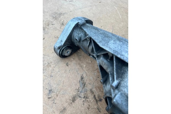 Front reducer PORSCHE CAYENNE 9PA 4460310021 4 5L gasoline 250kW 2005 Catalog number of the part 4460310021