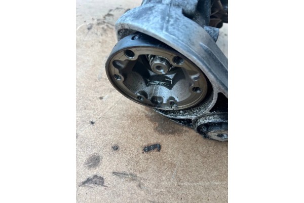 Reductor delantero PORSCHE CAYENNE (9PA) 4460310021 4.5L gasolina 250k
