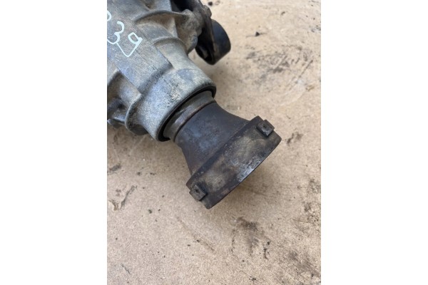 Front reducer JEEP CHEROKEE KJ 50763DANA 2 8L diesel 120kW 2005 Part manufacturer Jeep OE