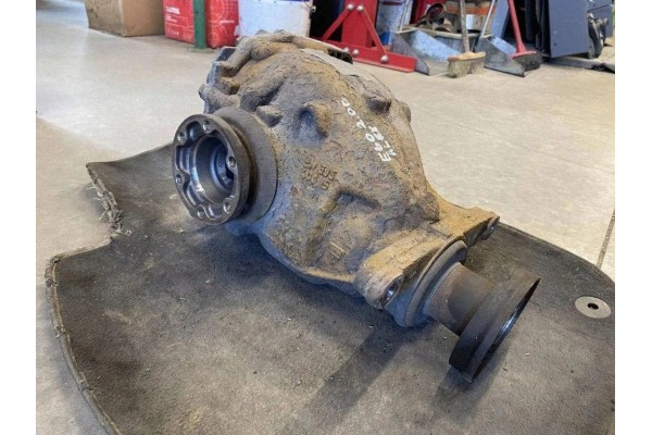 Rear reducer BMW 5 E60 754458101 2 0L diesel 120kW 2006