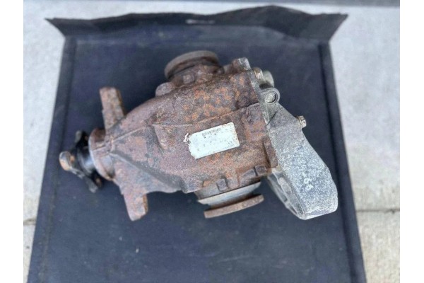 Rear reducer BMW 3 E90 7513405 2 0L diesel 130kW 2008 Catalog number of the part 7513405