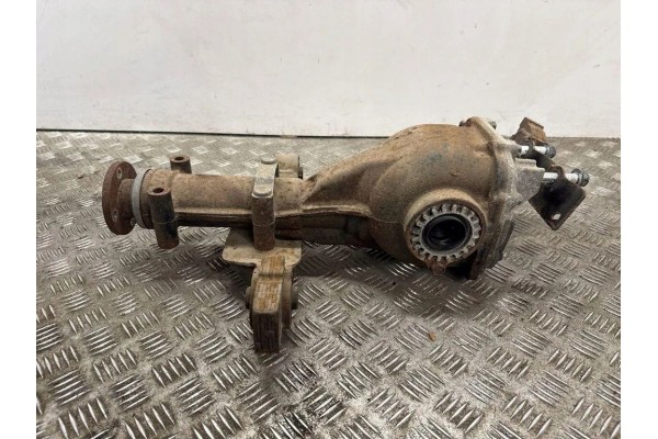 Rear reducer SUBARU IMPREZA Hatchback GT_ 27011AA344 2 0L gasoline Part manufacturer Subaru OE