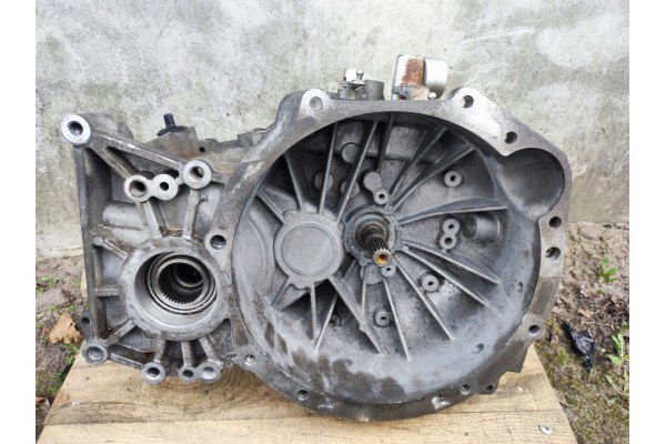 Skrzynia biegow jeep patriot 2 4 benzyna 4x4 T355 compass Transmission type manual