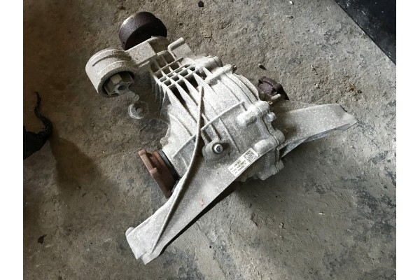 AUDI Q7 4M REAR BRIDGE DYFER 0D2500043 299 RWN