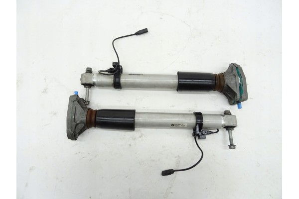 BMW M3 F80 M4 F82 M POWER AMORTYZATOR LEWY PRAWY TY TYLNY 8008629 8008630