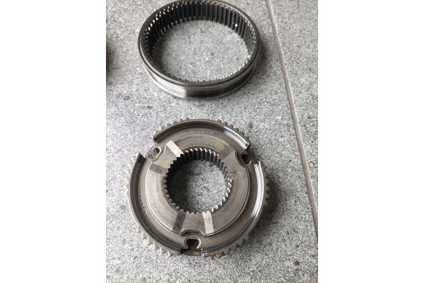 WZMACNIANY SYNCHRONIZATOR WSTECZNEGO BMW F10 F11 F20 F30 F31 E90 F25 E84 Part manufacturer ZF