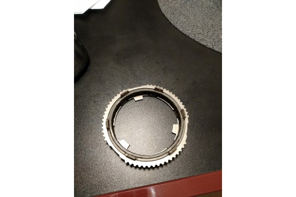 Synchronizator 2 drugiego biegu BMW F10 F30 E84 E90 F25 gs6x45dz gs6 45dz Catalog number of the part 1089301077B