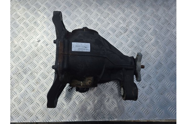Rear differential Mercedes Benz GLE W166 C292 1663502714 Part manufacturer Mercedes Benz OE